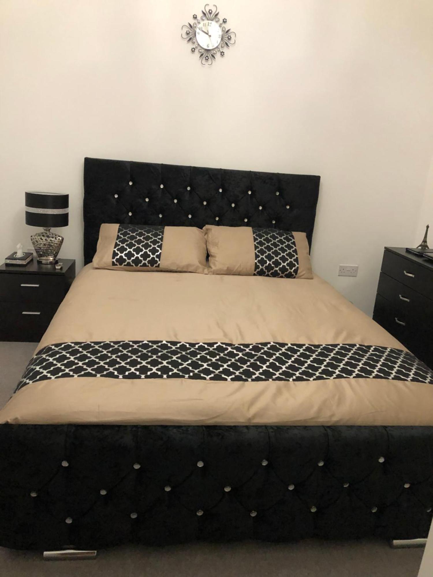 Luxury Kingsize Bedroom With Private Bathroom Northolt  Dış mekan fotoğraf